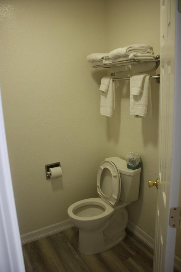 Hotel Value & 2*